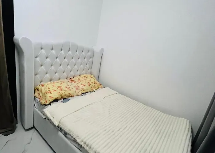 Your Perfect Staycation Spot! *